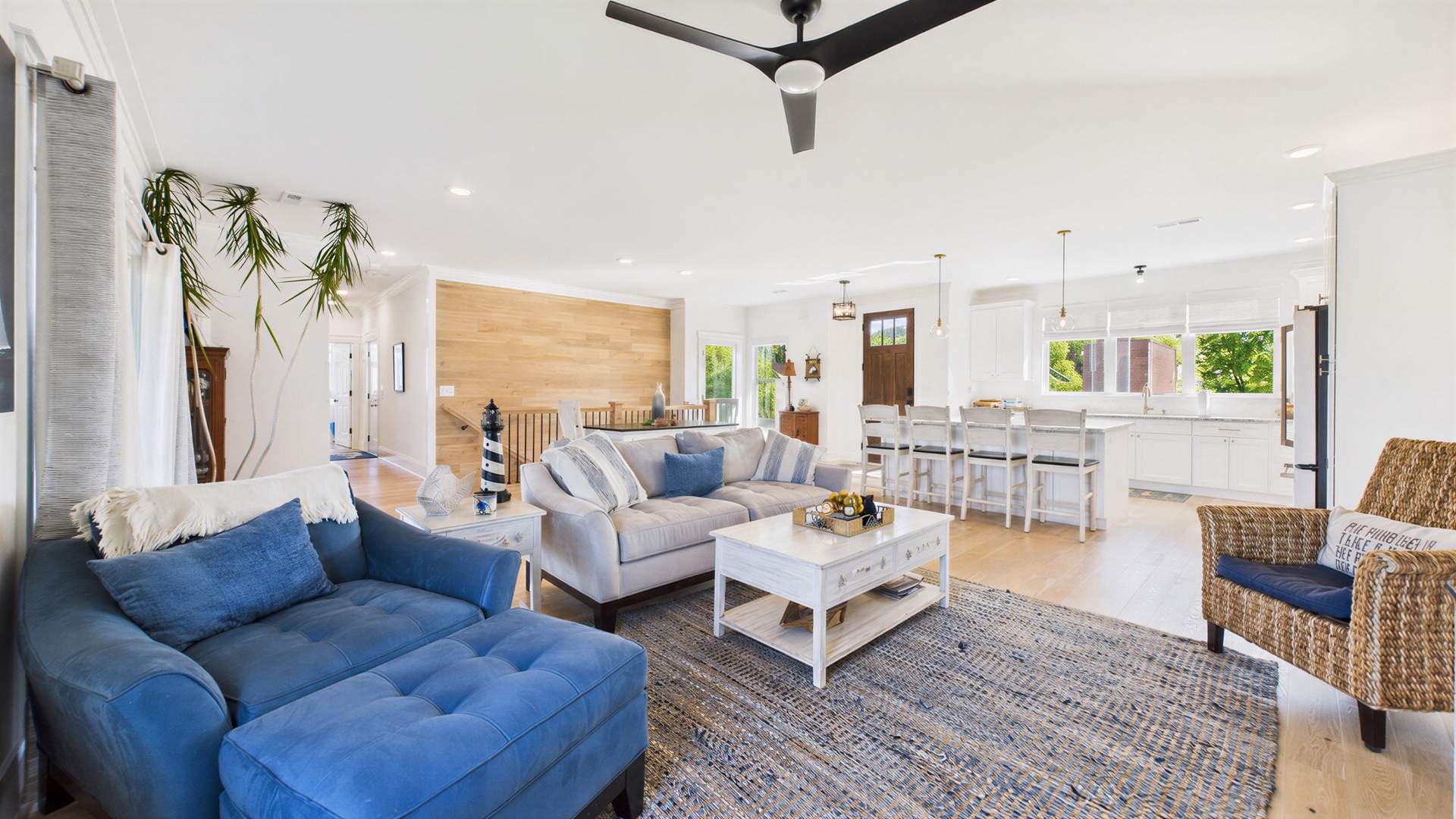 008_Open Floor Plan.jpg