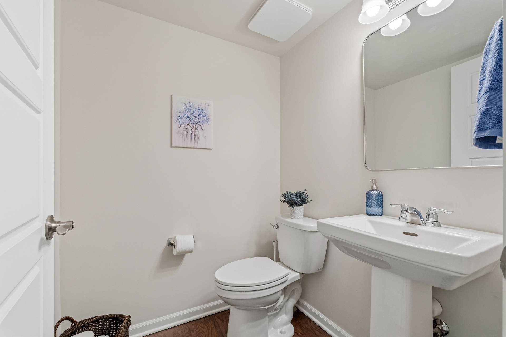 212 S Sydney 2nd Floor Powder Room 1.jpg