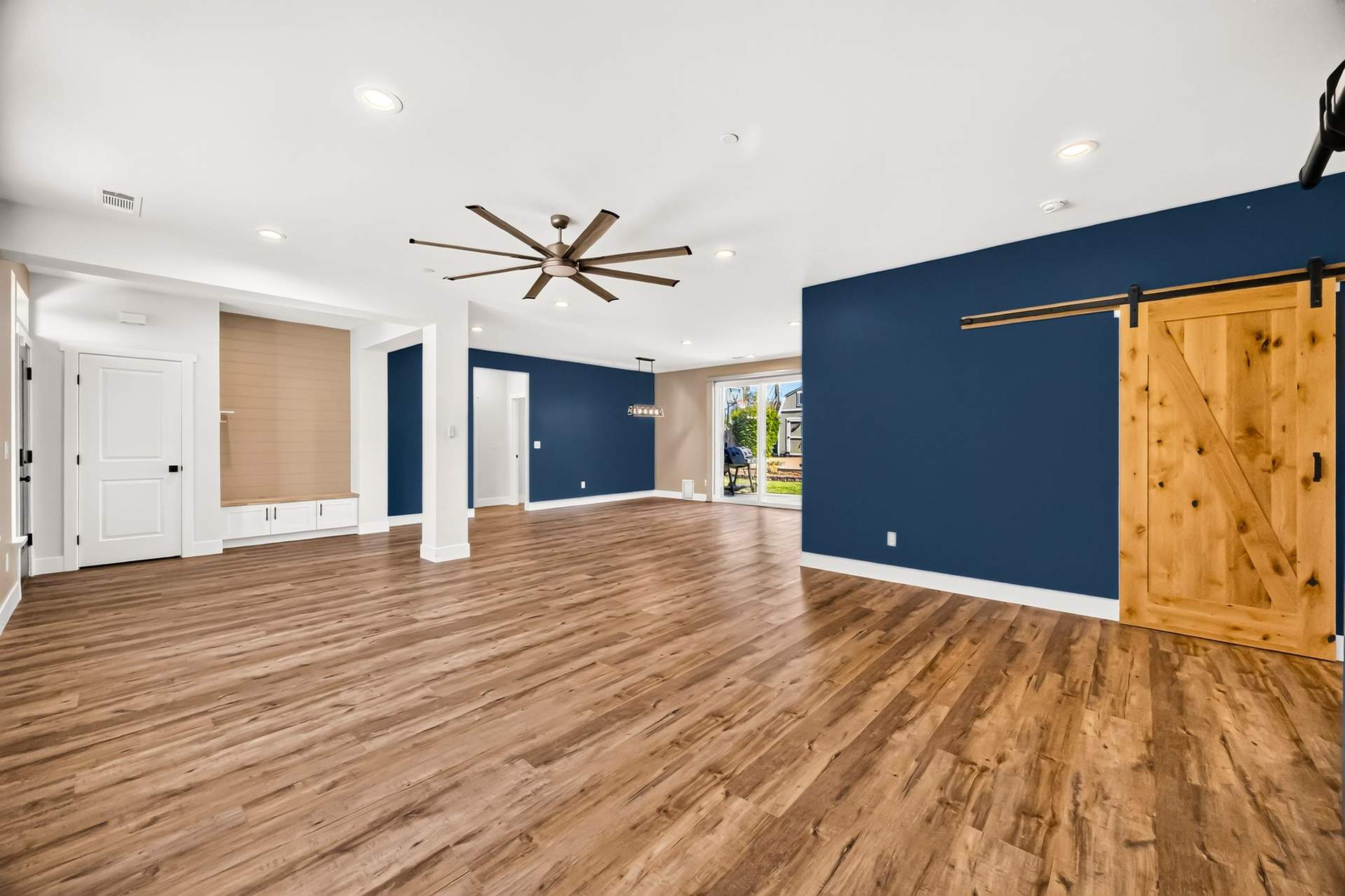 1369 Nunneley Rd - 017 (Photos).jpg