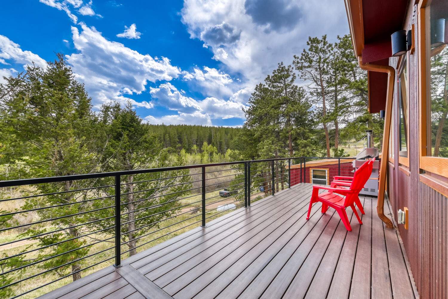 548 Coughlin Meadows Rd - Web Quality - 019 - 19 Balcony.jpg