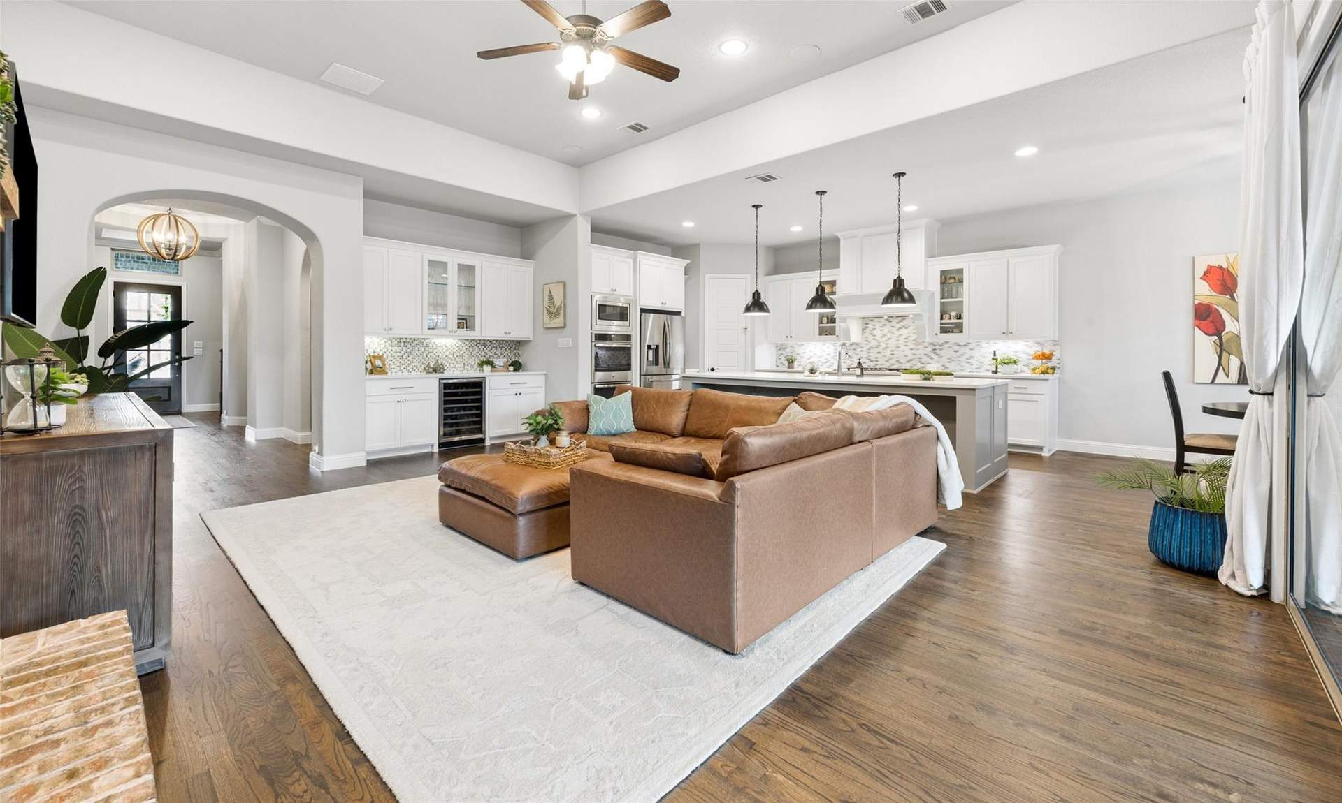 2913 Vaquero Lane 10.jpeg