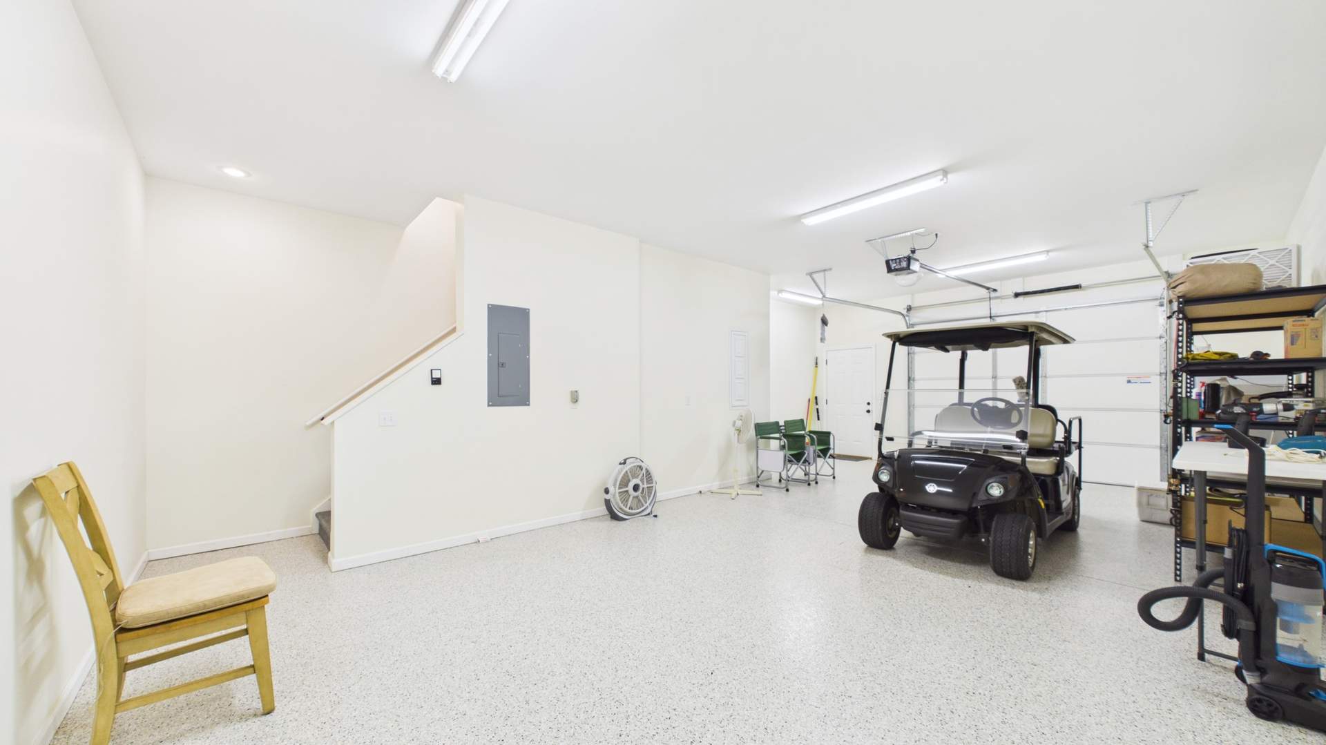 014_Lower Level Garage.jpg