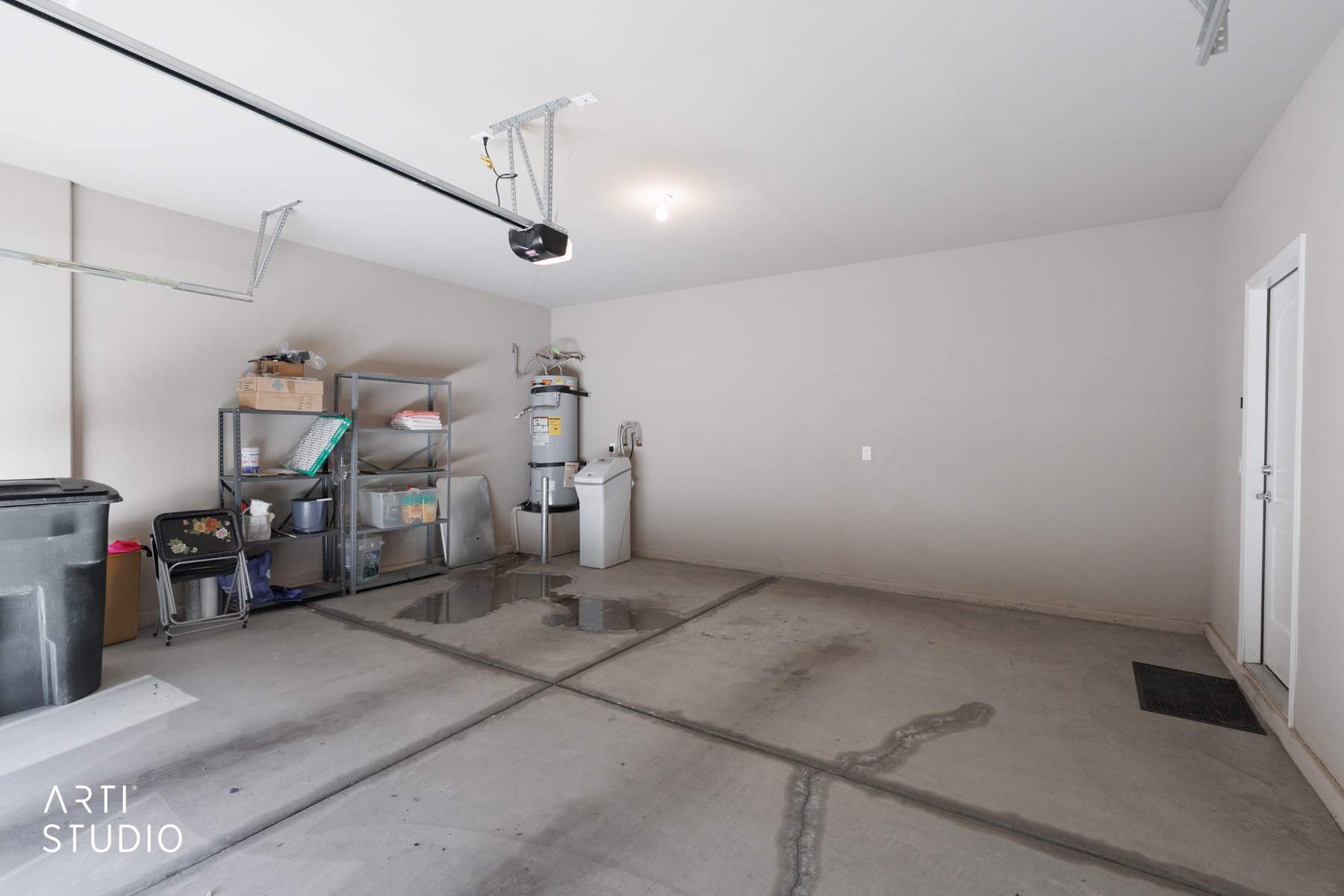 Garage.jpg