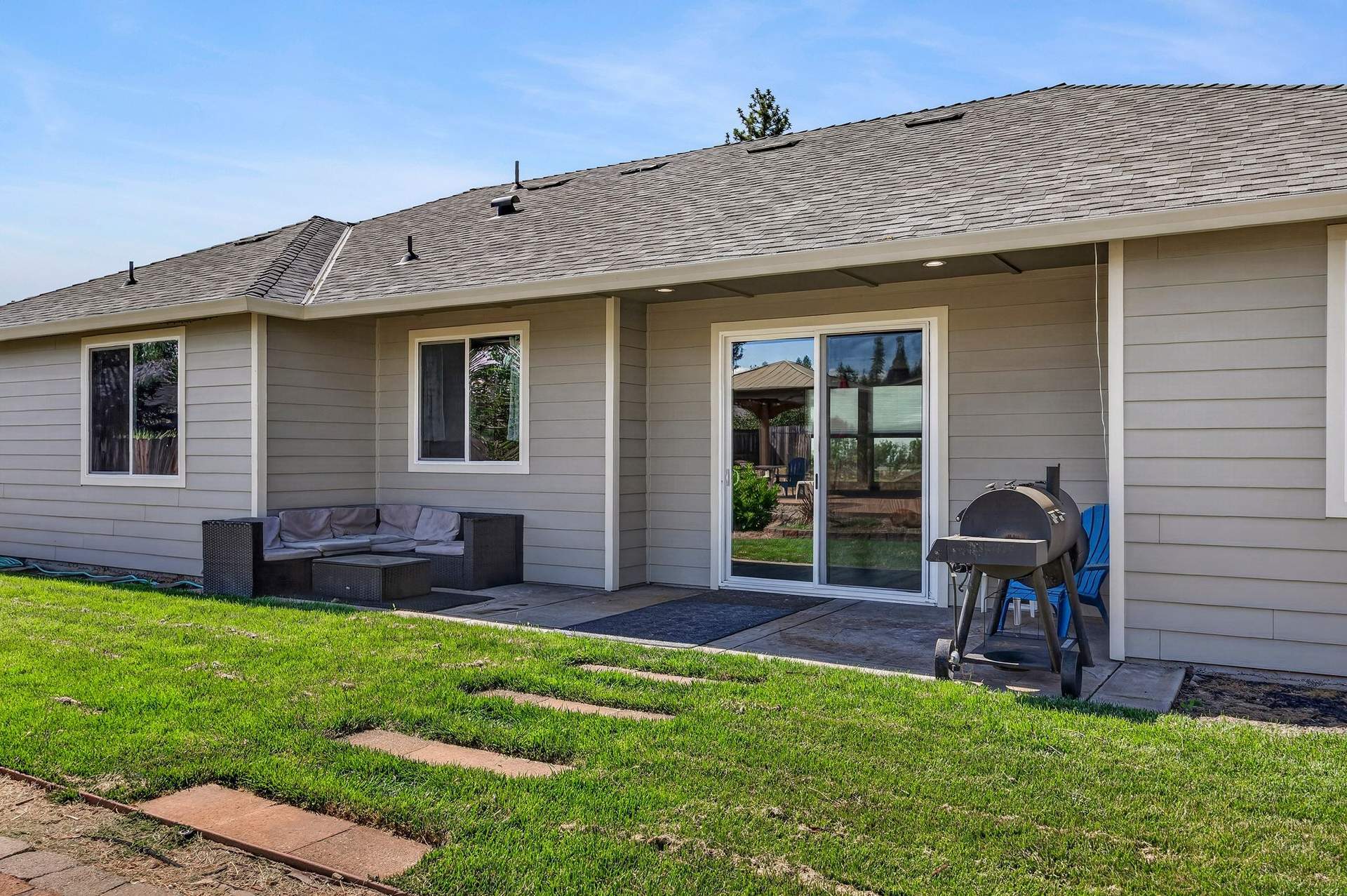 1369 Nunneley Rd - 038 (Photos).jpg