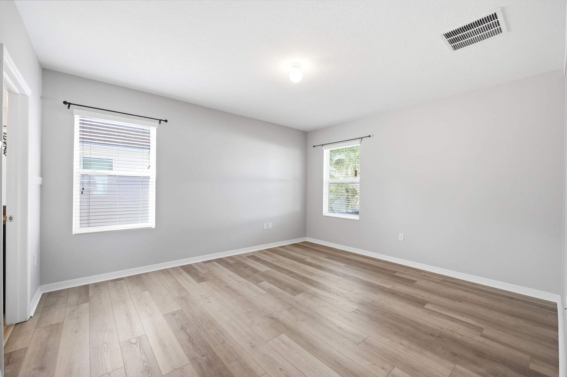 13-web-or-mls-009_P1145806.jpg
