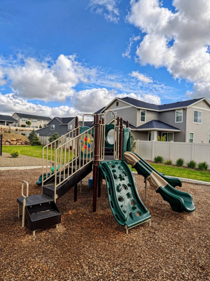 Collina Vista Play system.png