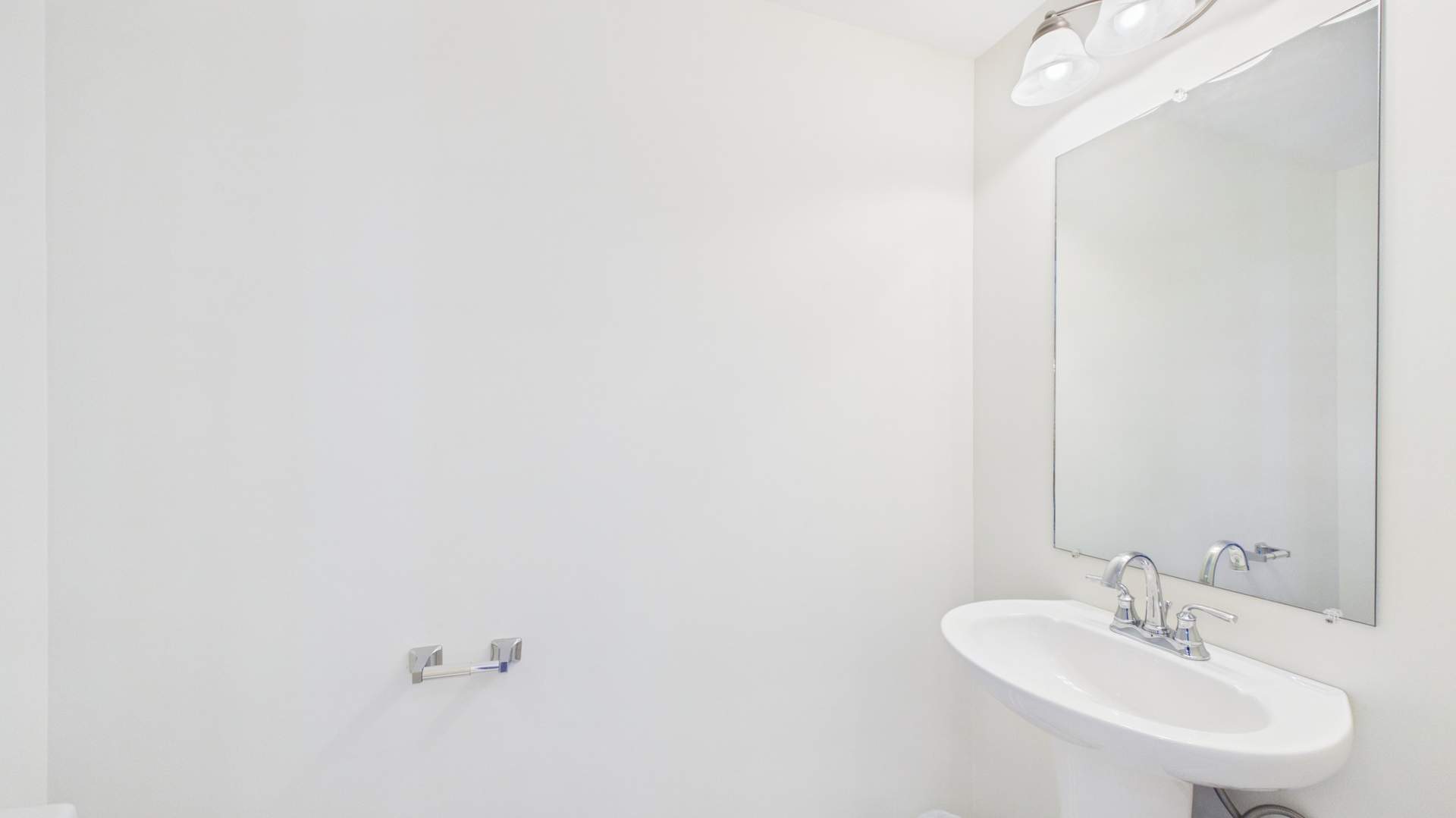 022_Half Bath Main Level.jpg