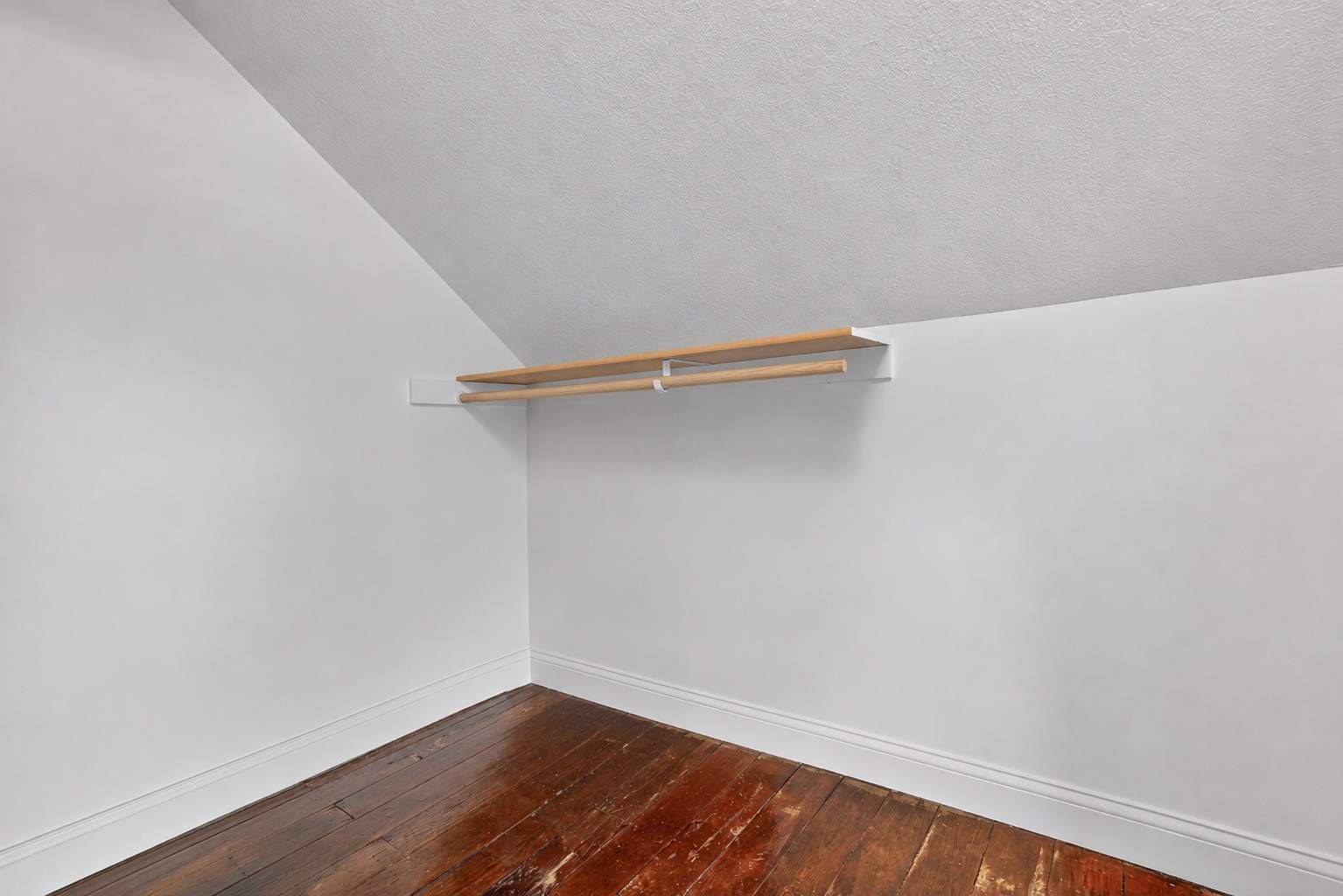 Second Bedroom Closet .jpg