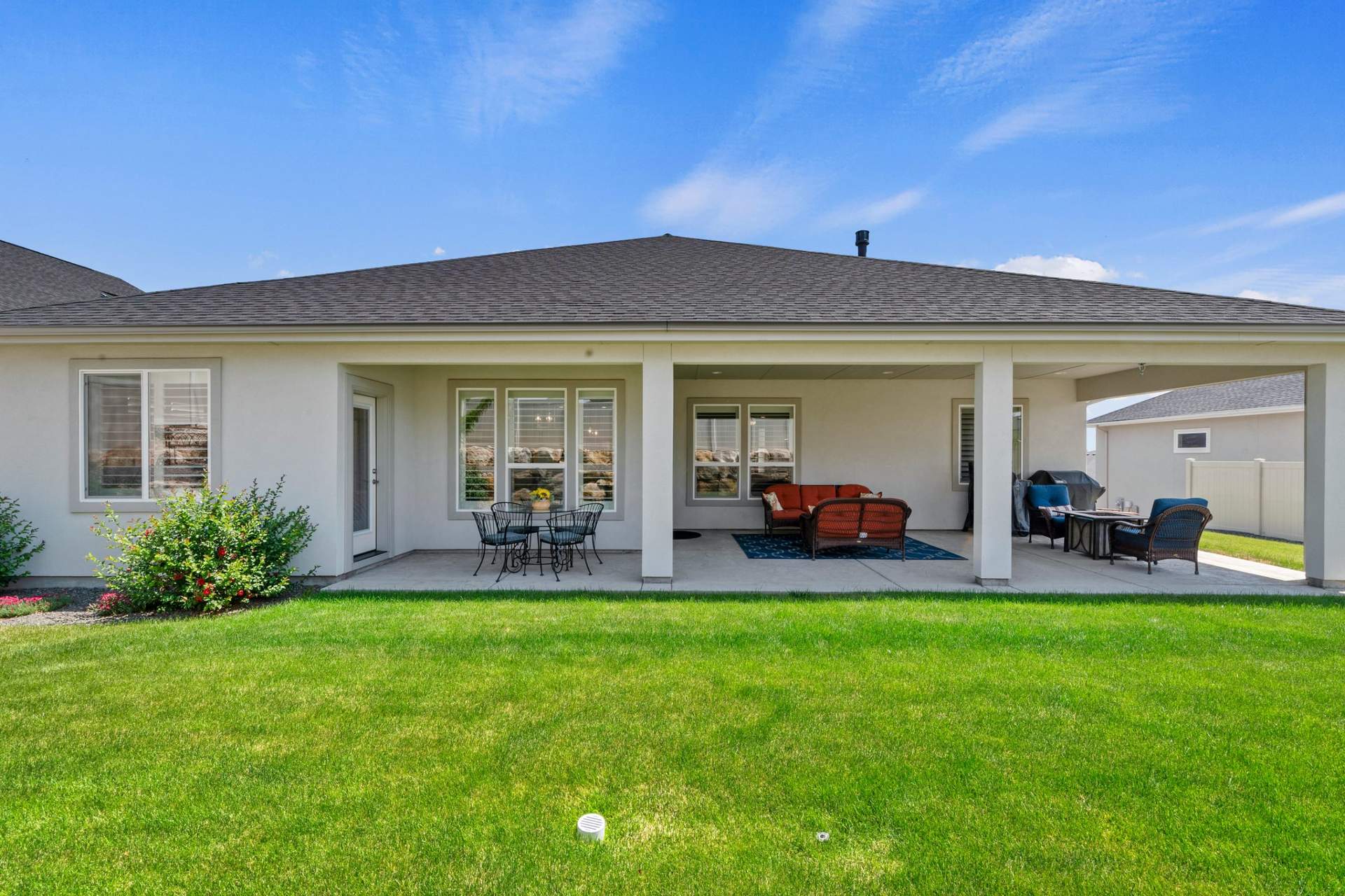 37-3385 N. Roseland Way_036.jpg