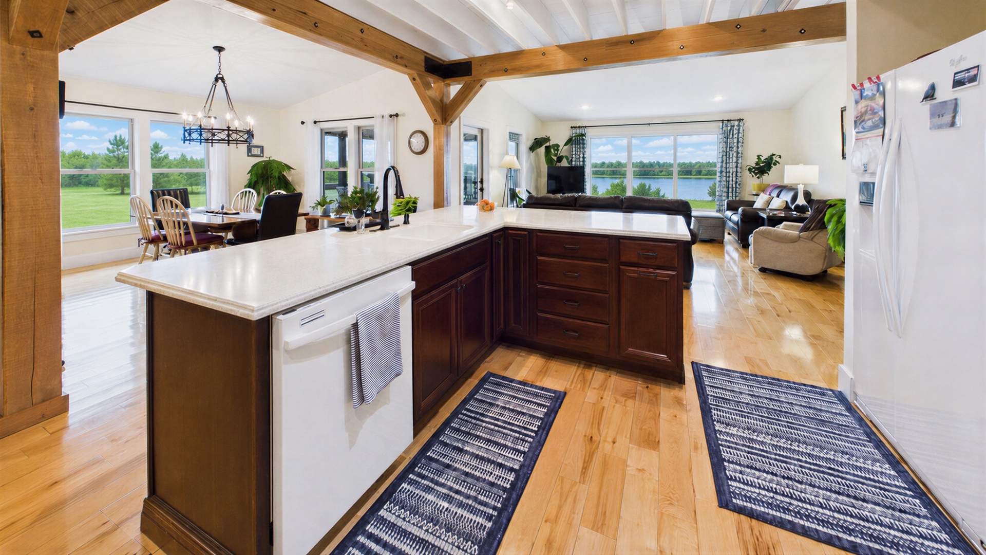 008_Kitchen & Great Room.jpg