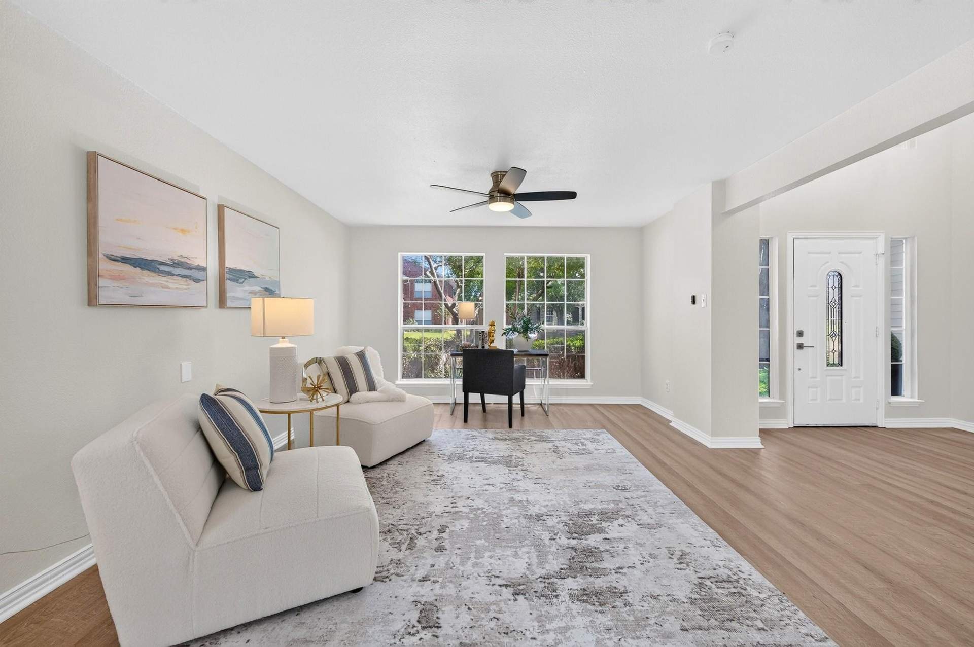 825 Foxwood Lane3.jpeg