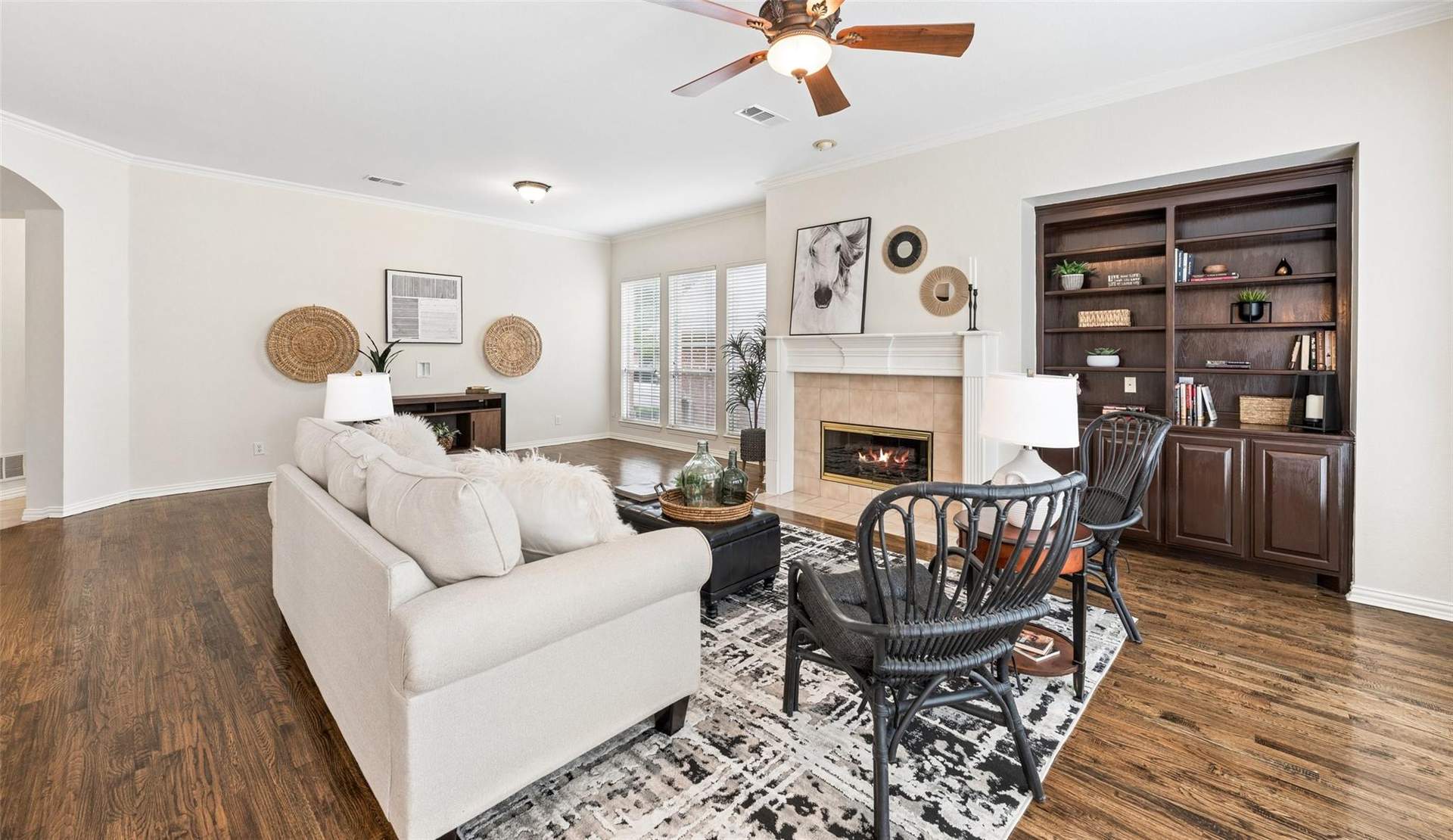 2101 Fleming DriveV7.jpeg