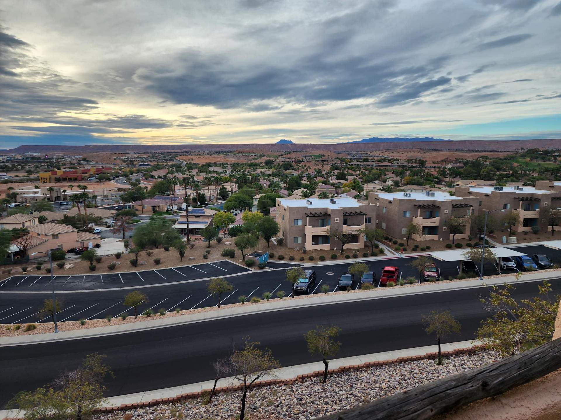 Views 3.jpg