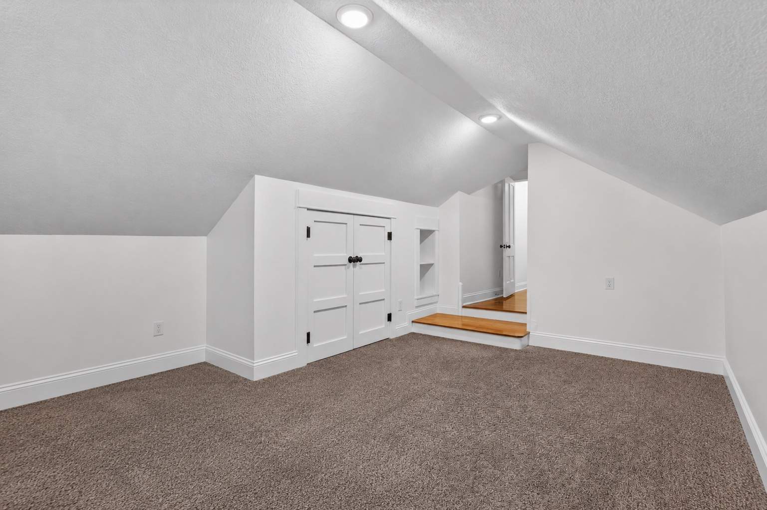 Third Bedroom 4.jpg