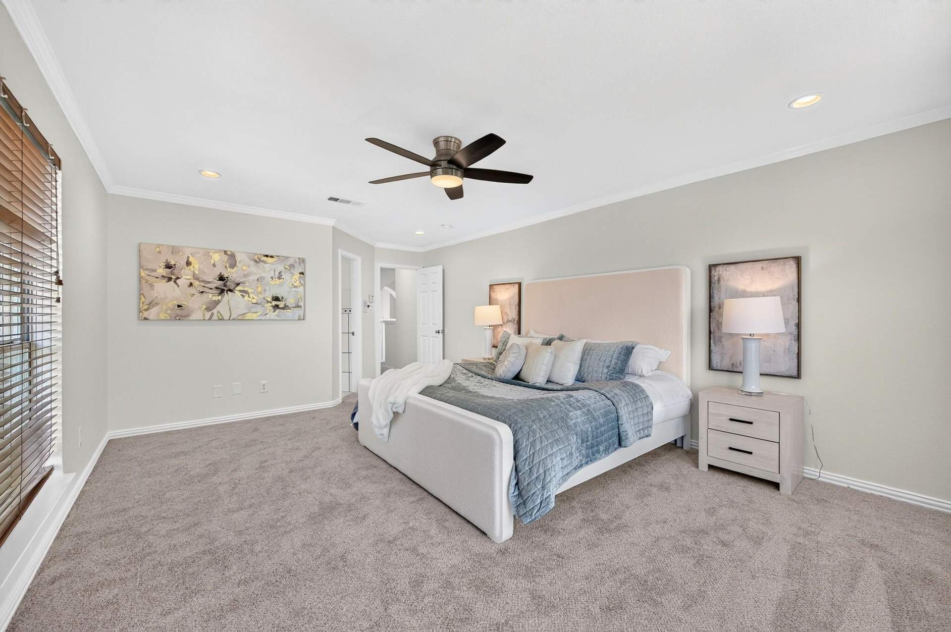 825 Foxwood Lane13.jpeg