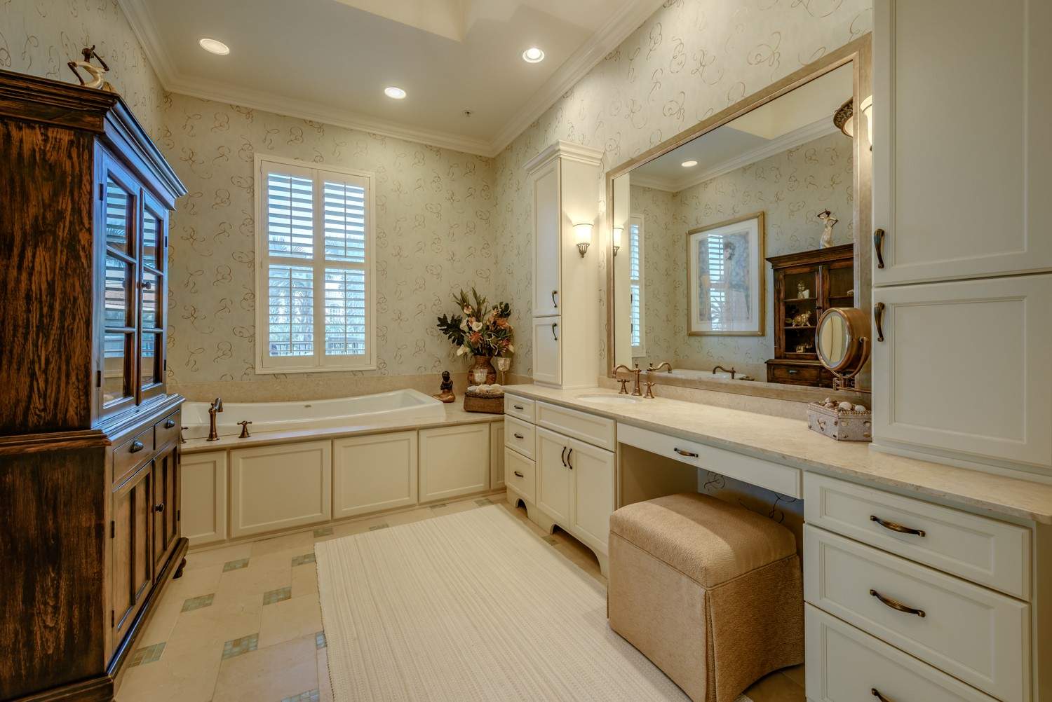 28 Porto Mar Unit 101_32137-24.jpg