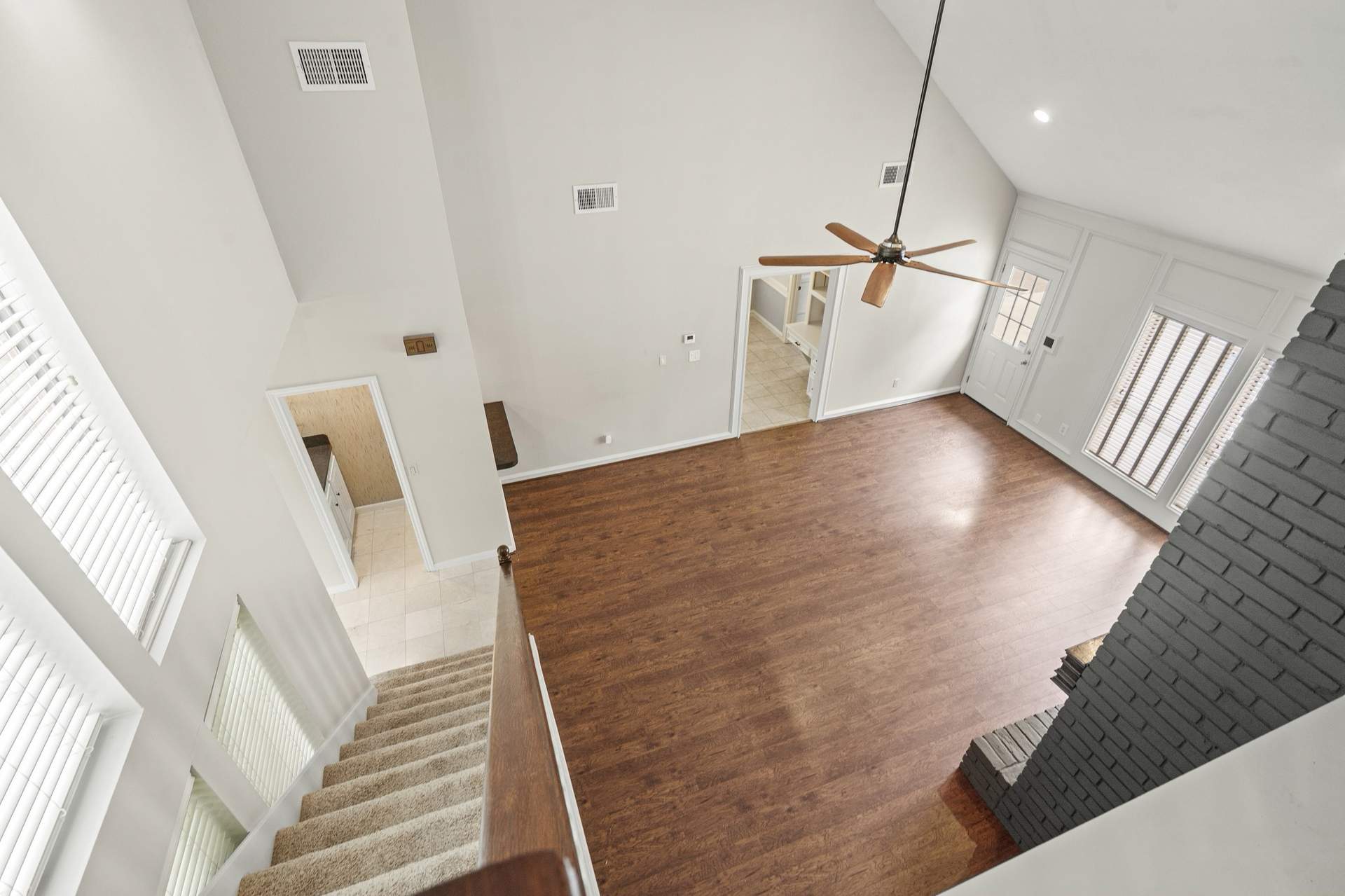 Living Room 3.jpg