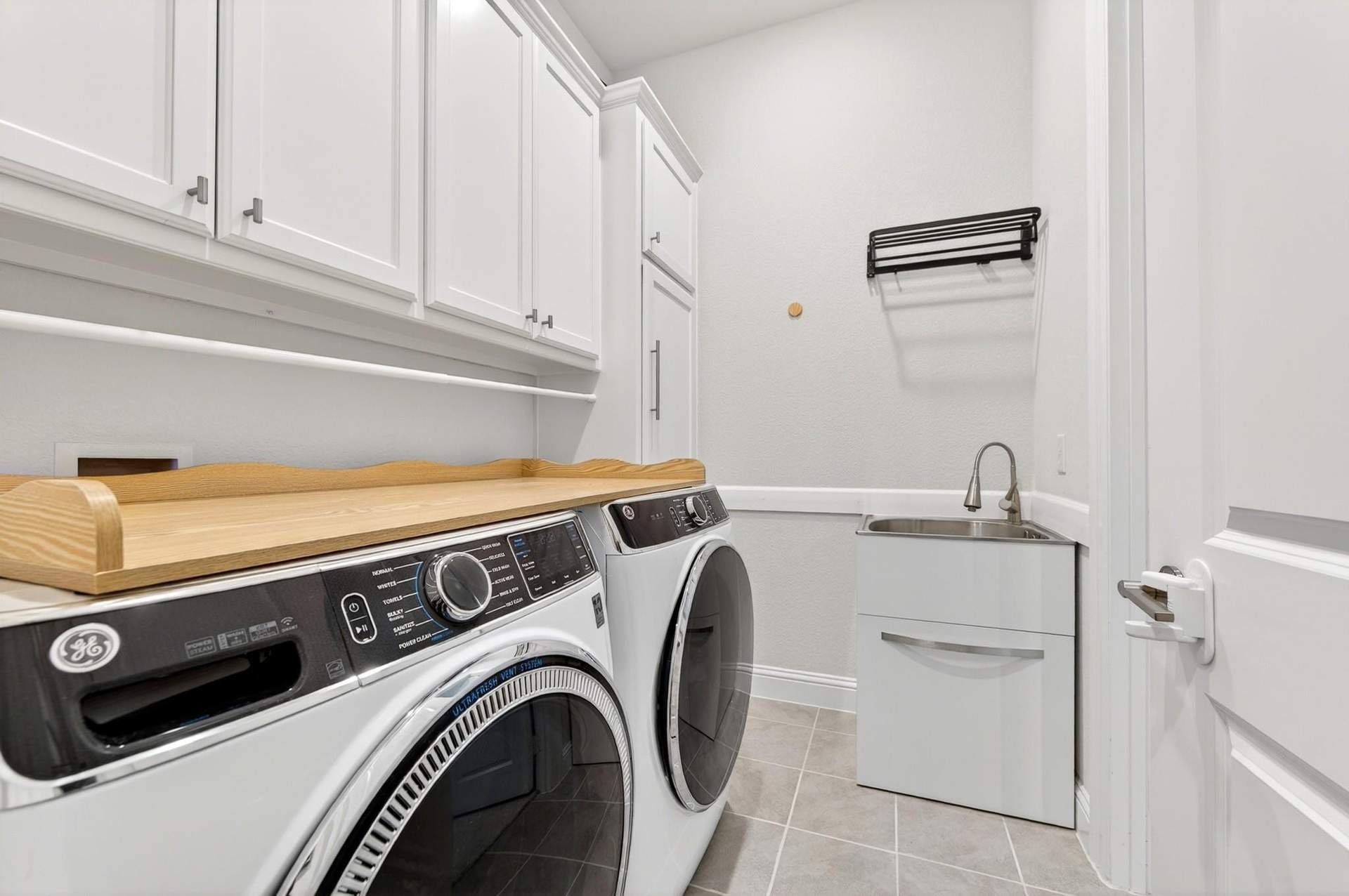 2825 Braemar, The Colony30.jpeg