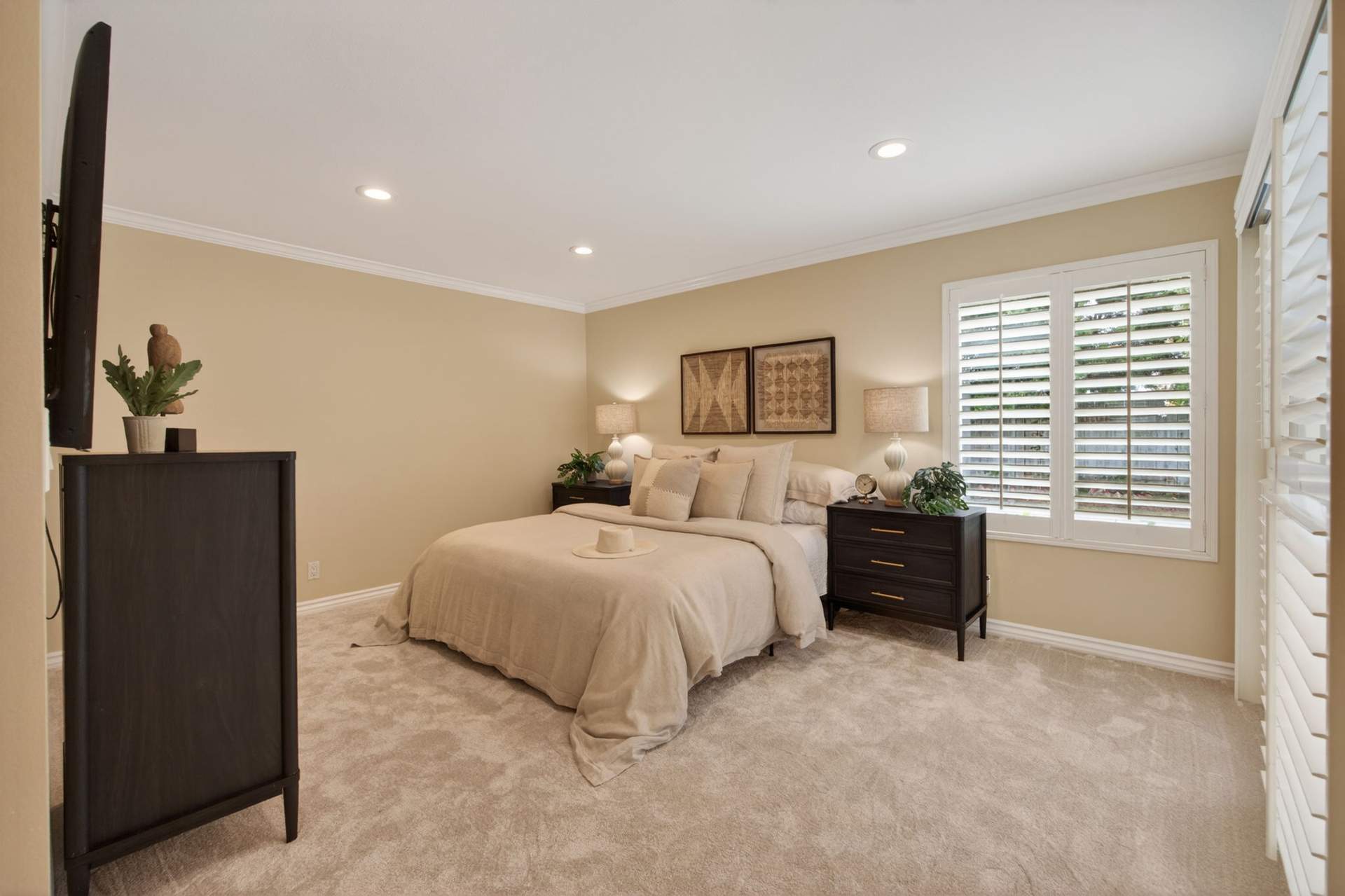 33-web-or-mls-Upmarket_Media-2247West097.jpg