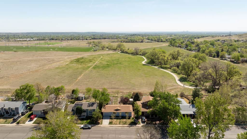 6100crestone_aerial-2.jpg