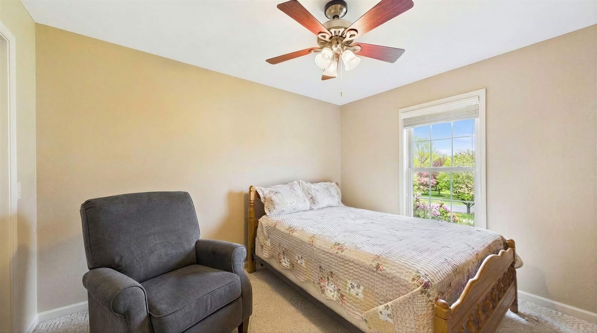030_3rd Bedroom.jpg