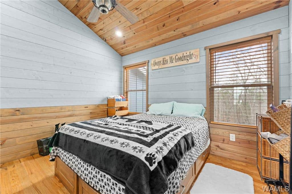 bedrom2.jpg