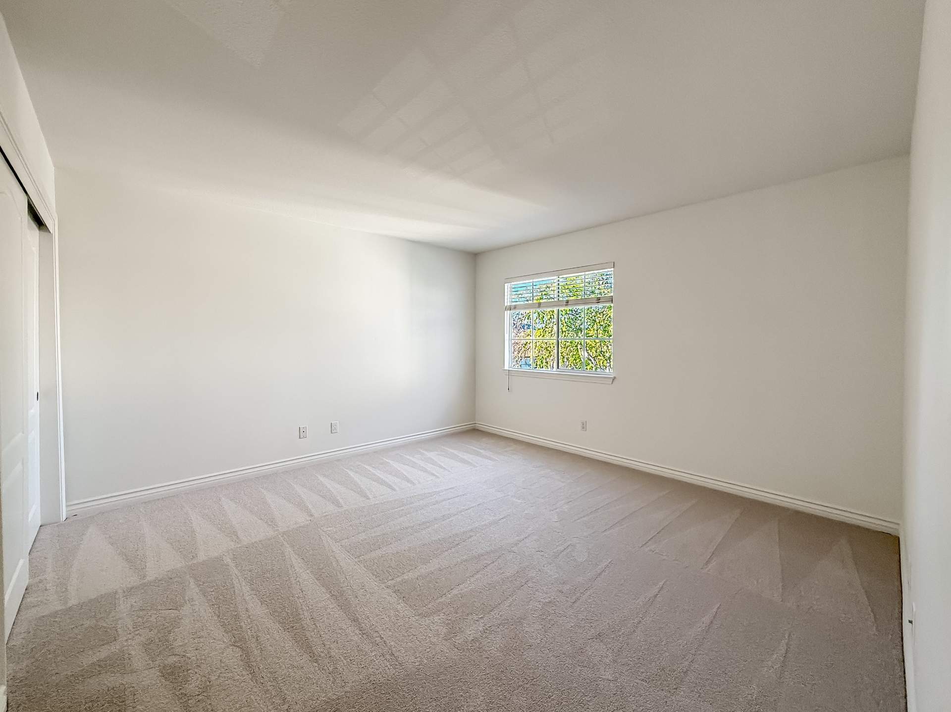 hBedroom2-1.jpg