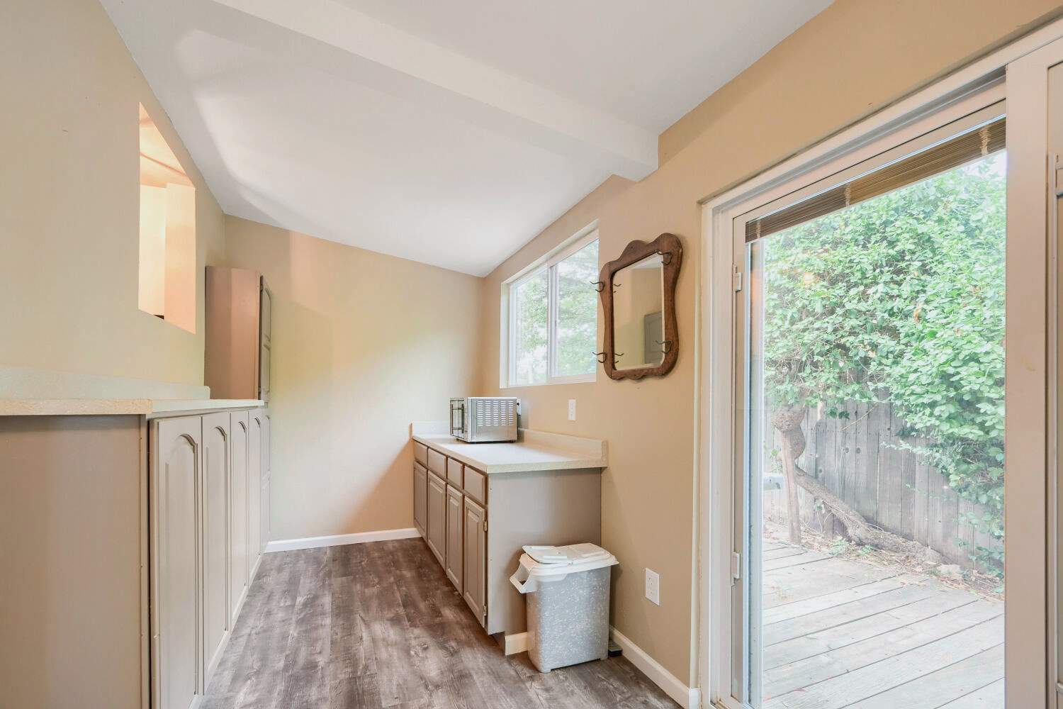 2542CambridgeDr-WebQuali.jpg