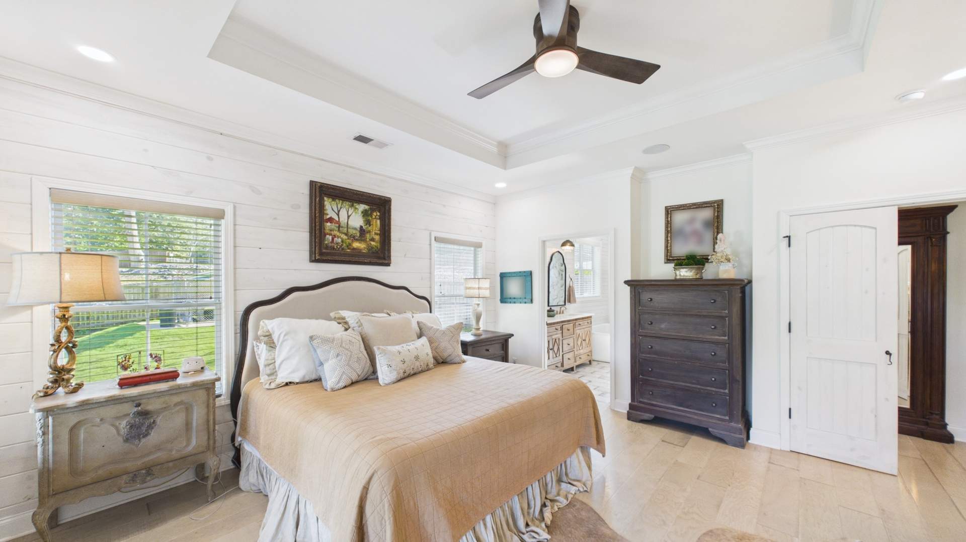 021_PRIMARY_Bedroom.jpg