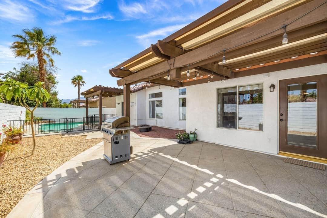 44300-camino-azul-la-quinta-ca-51.jpg