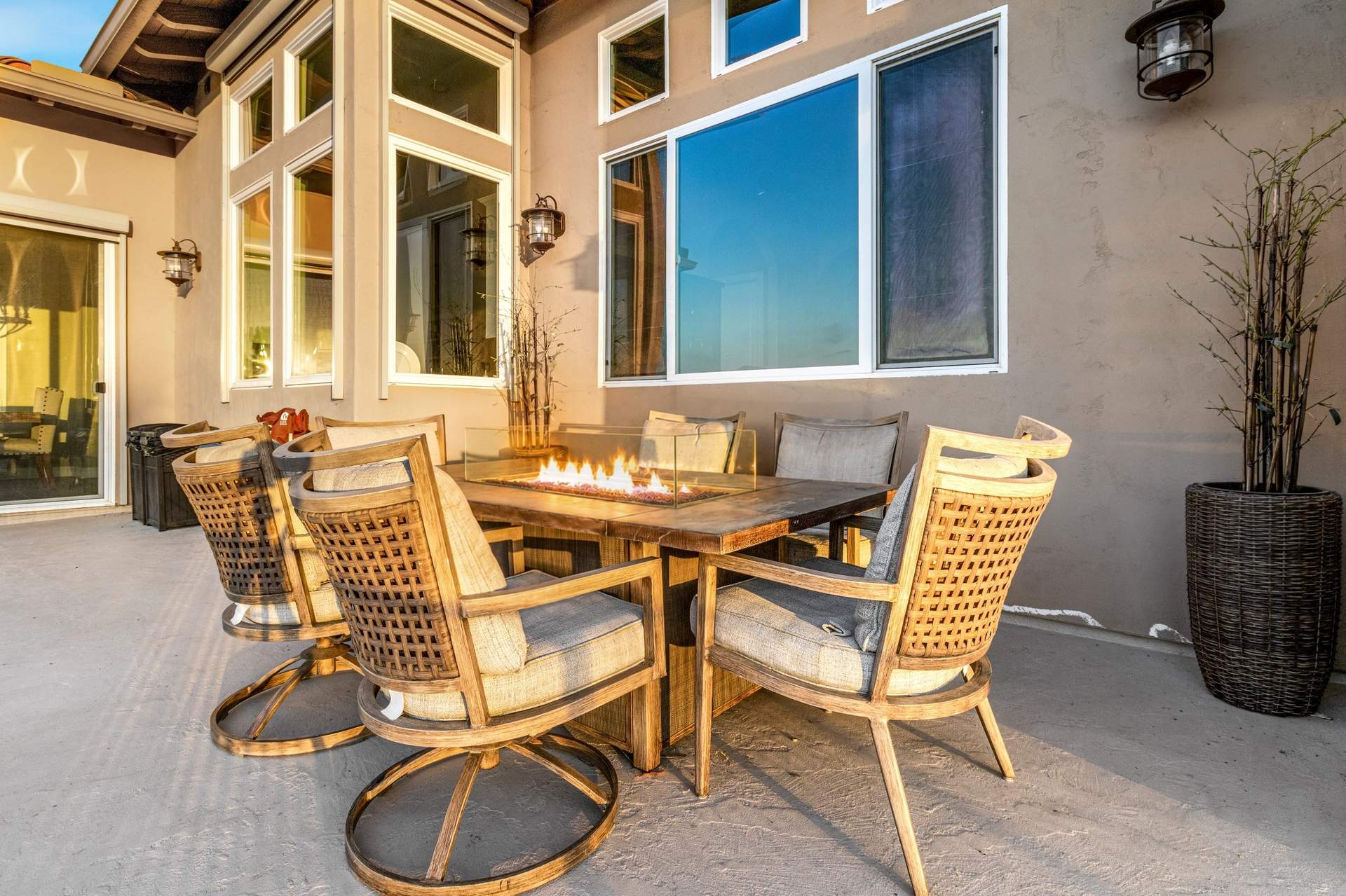 ESCONDIDO71.jpg