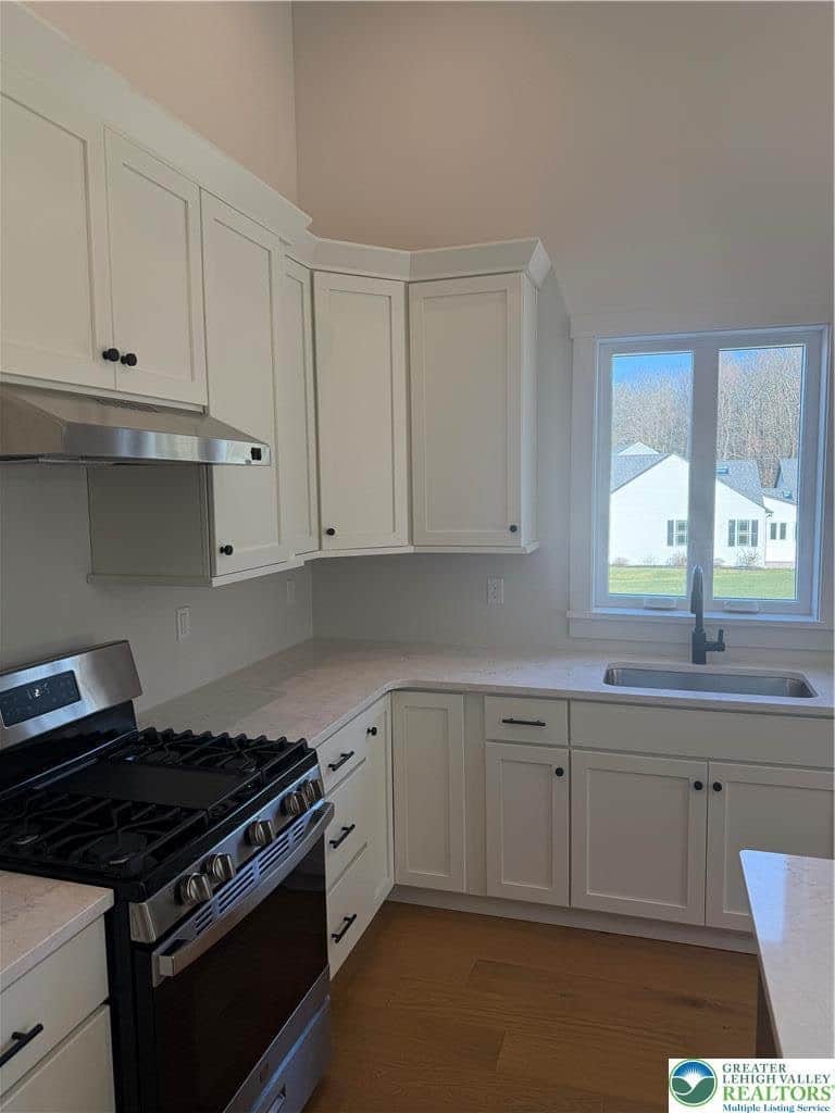 listing-photo-09.jpg