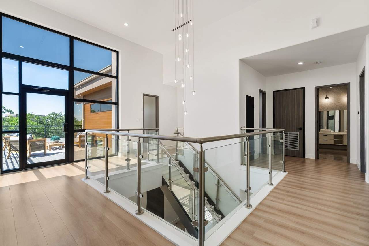 listing-photo-35.jpg