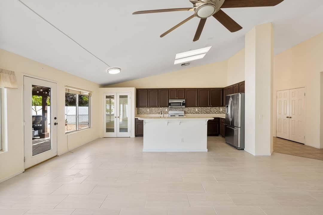 44300-camino-azul-la-quinta-ca-14.jpg
