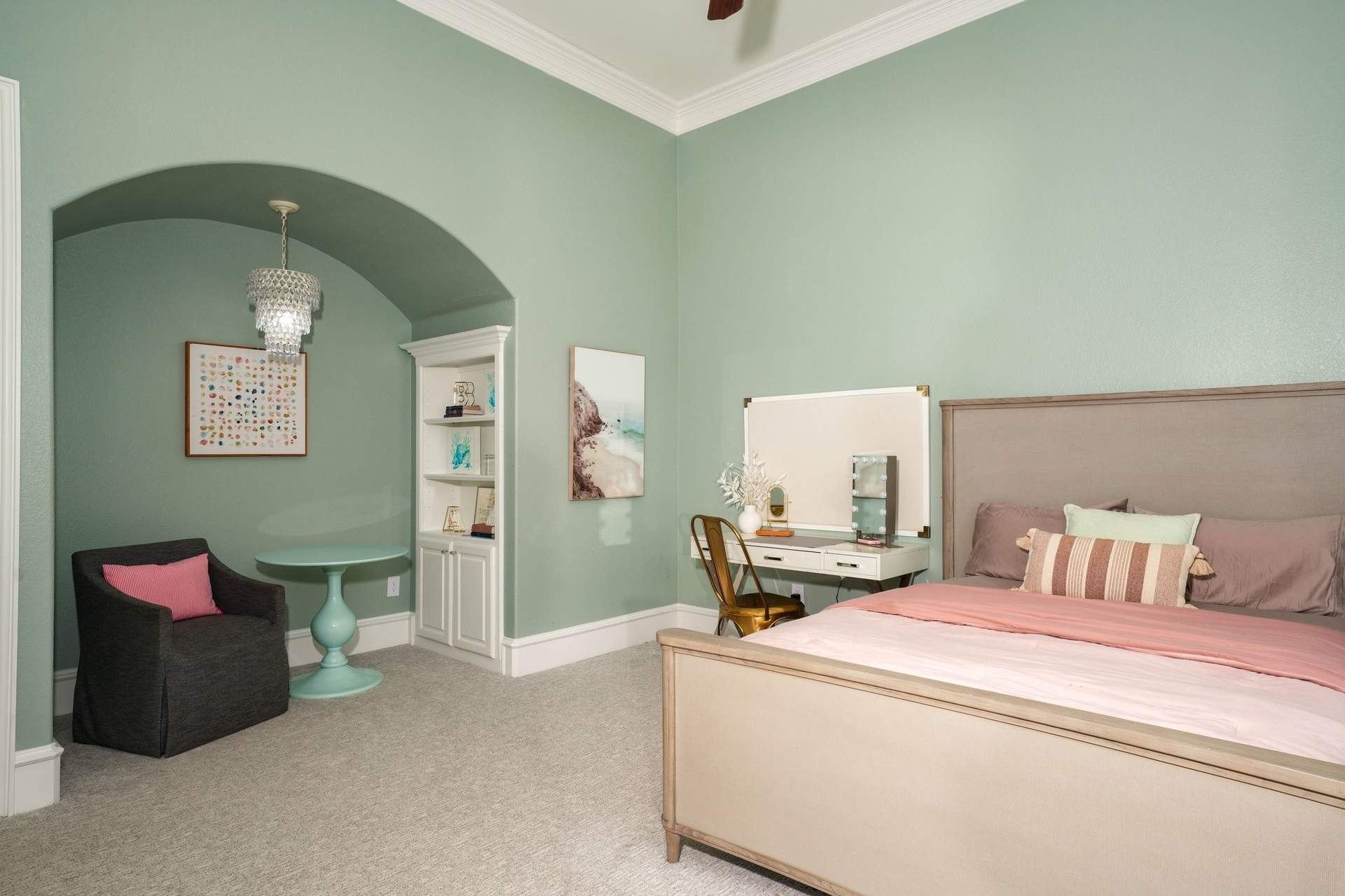 024_Downstairs_Bedroom.jpg