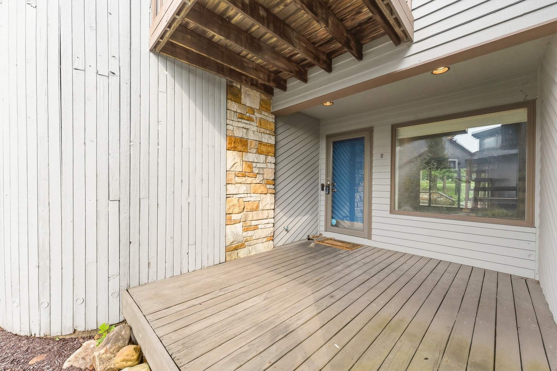 102_Lakeview_Estates-56.jpg