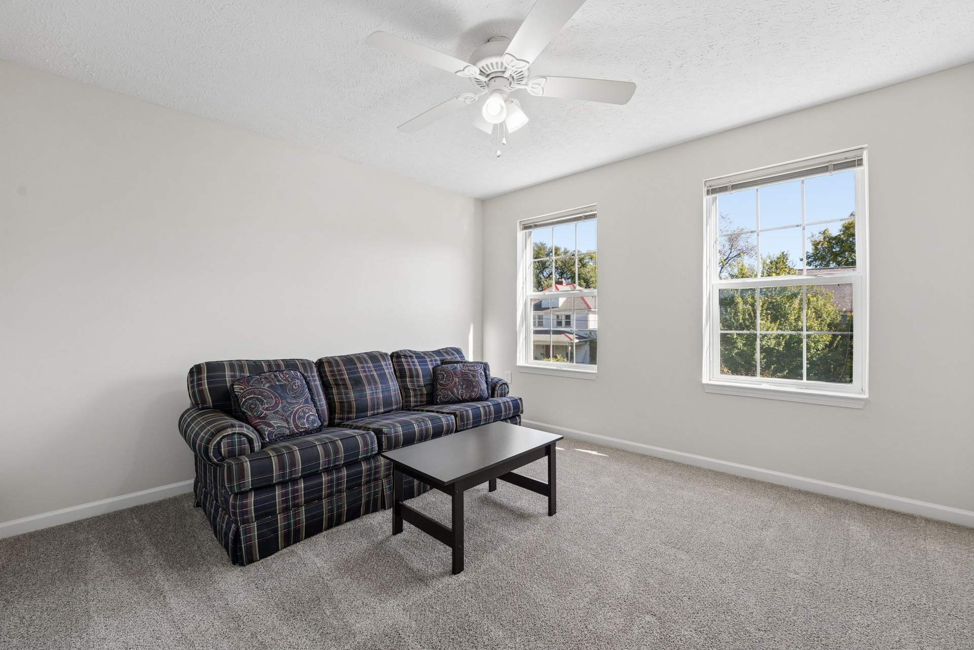 28-web-or-mls-1259-n-5th.jpg