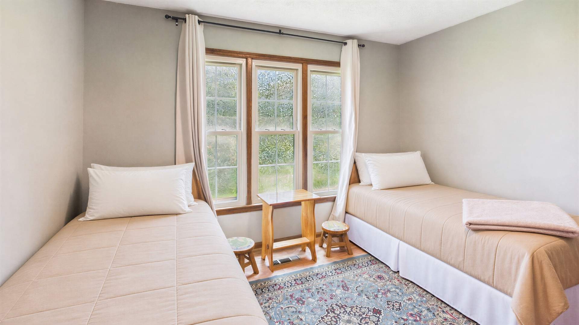 045_BEDROOM_3.jpg
