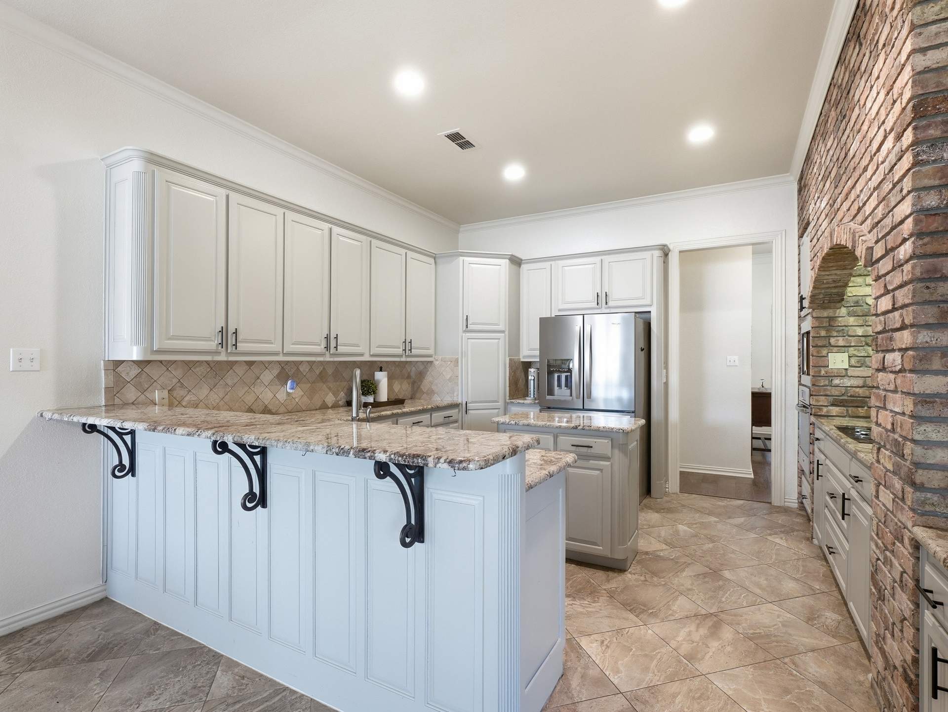 156_S_Fork_Dr_Hudson_Oaks_TX_76087_011.jpg