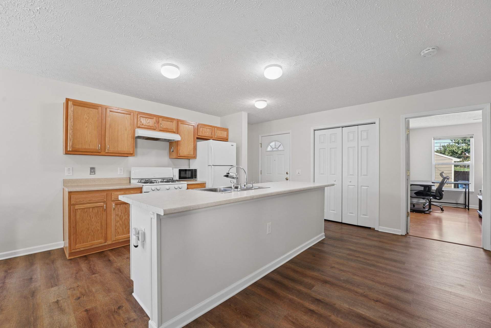 14-web-or-mls-1259-n-5th.jpg