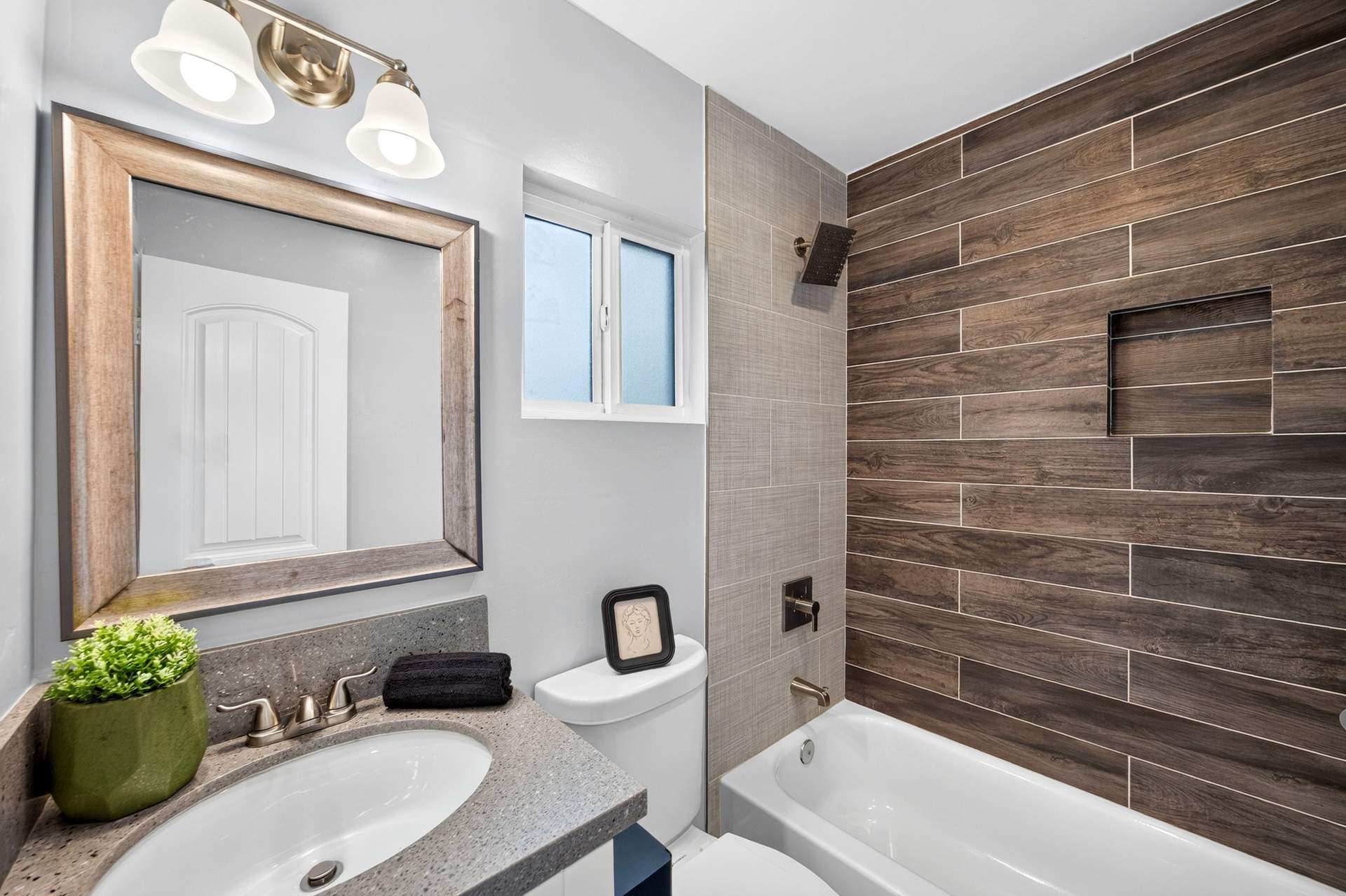264S39thStreet027.jpg