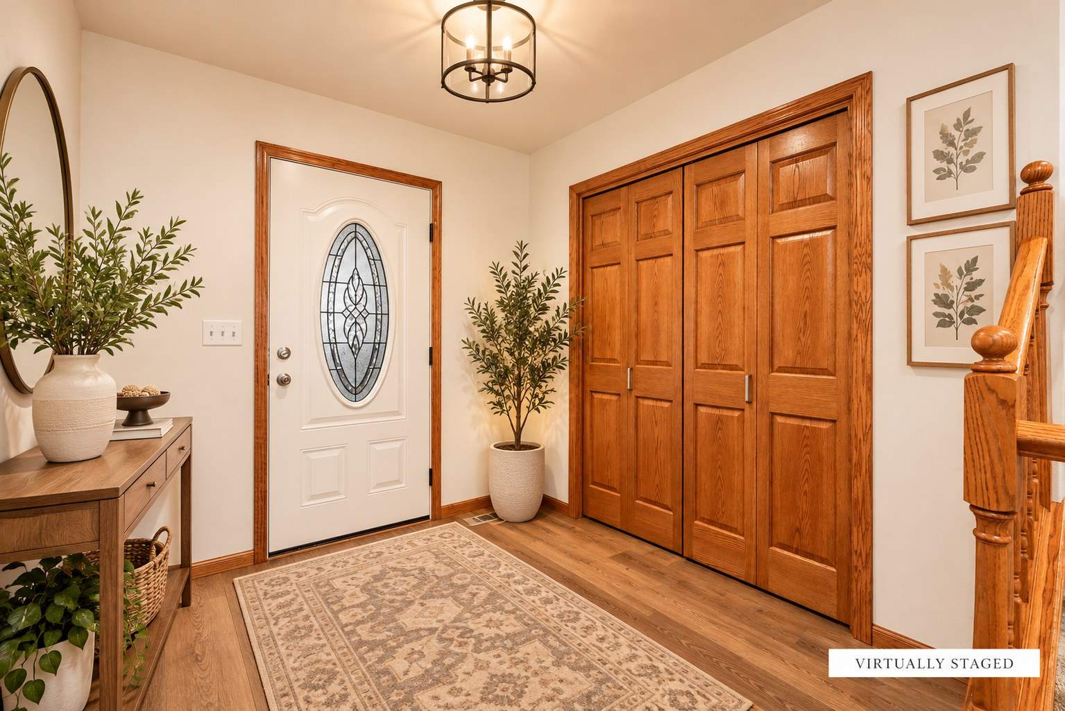 Warmly_Staged_Farmhouse.jpg