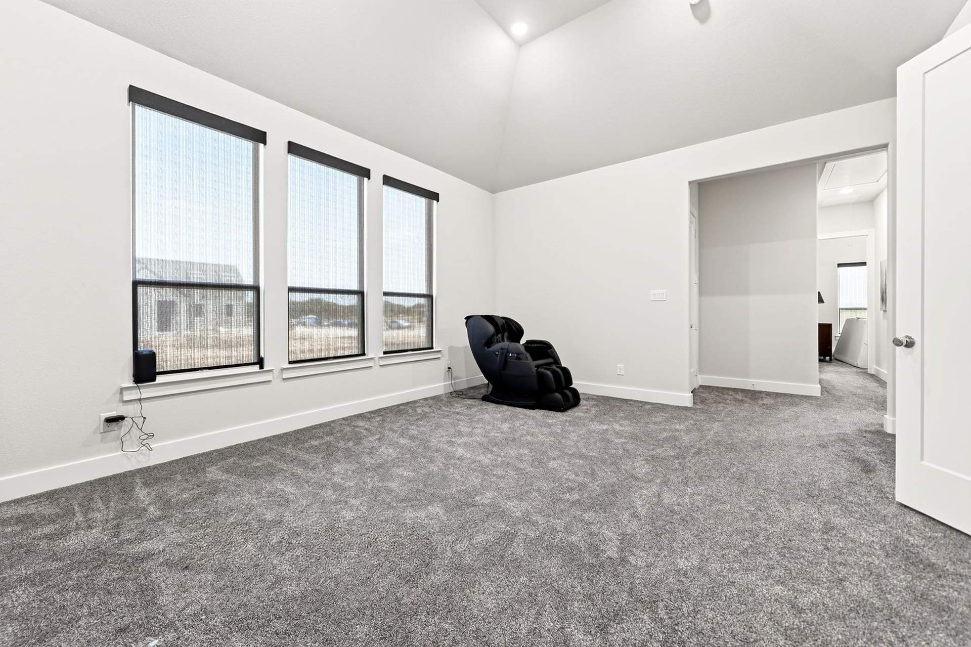 12-web-or-mls-DSC07836.jpg