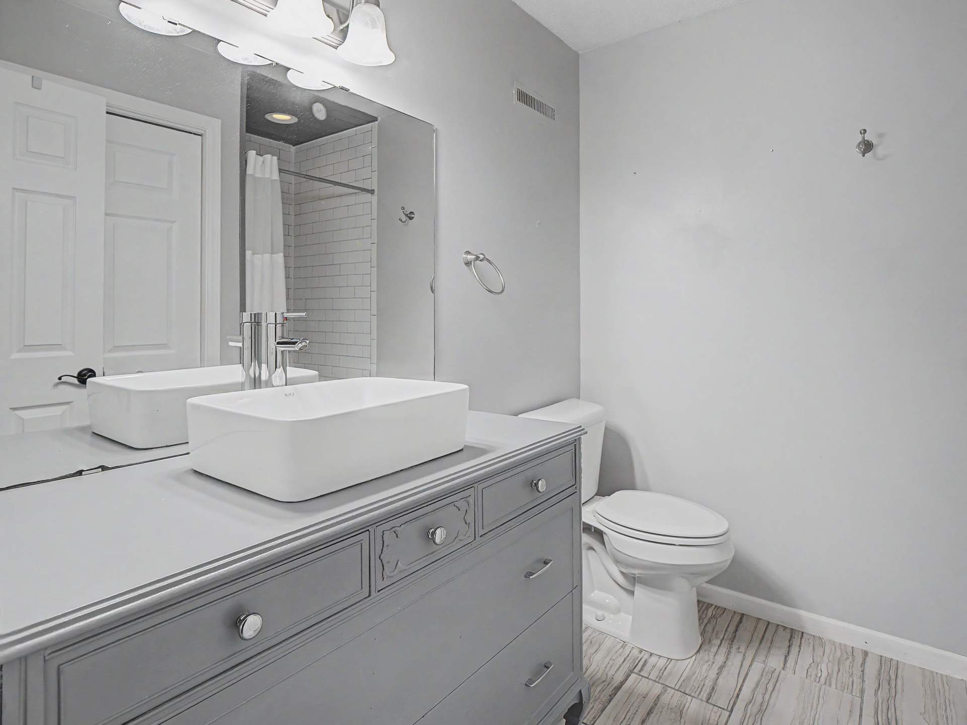 2638_Westview_Ln_NW-122.jpg