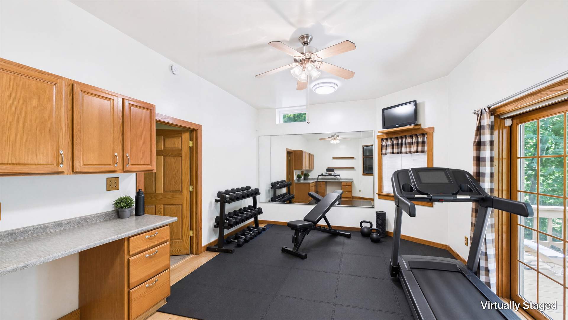 051_Craft_And_Exercise_Room.jpg