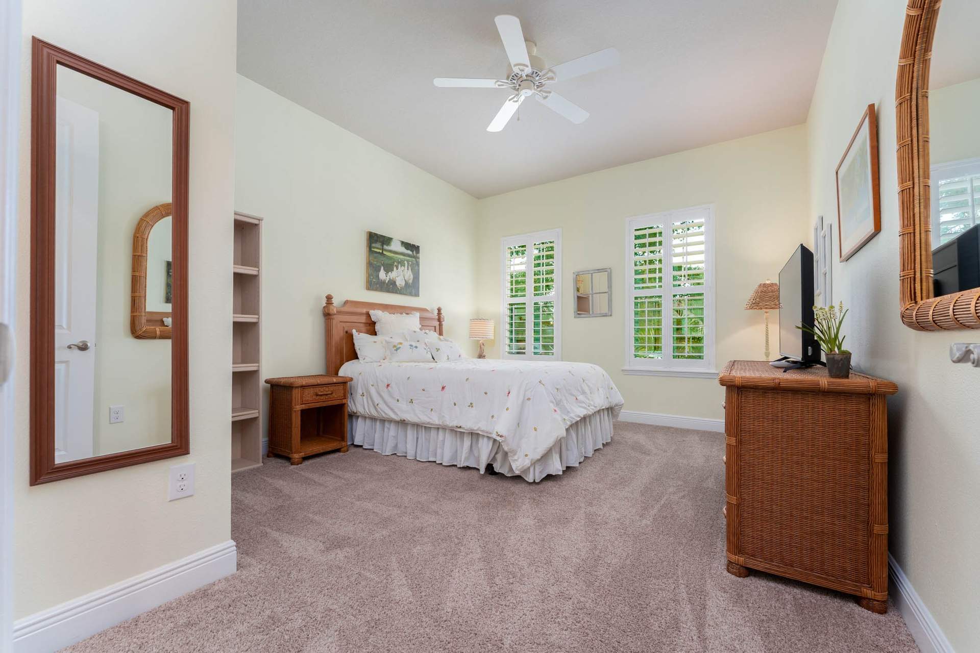 Interior_Photos_1_of_30.jpg