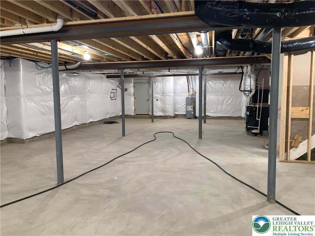 listing-photo-34.jpg