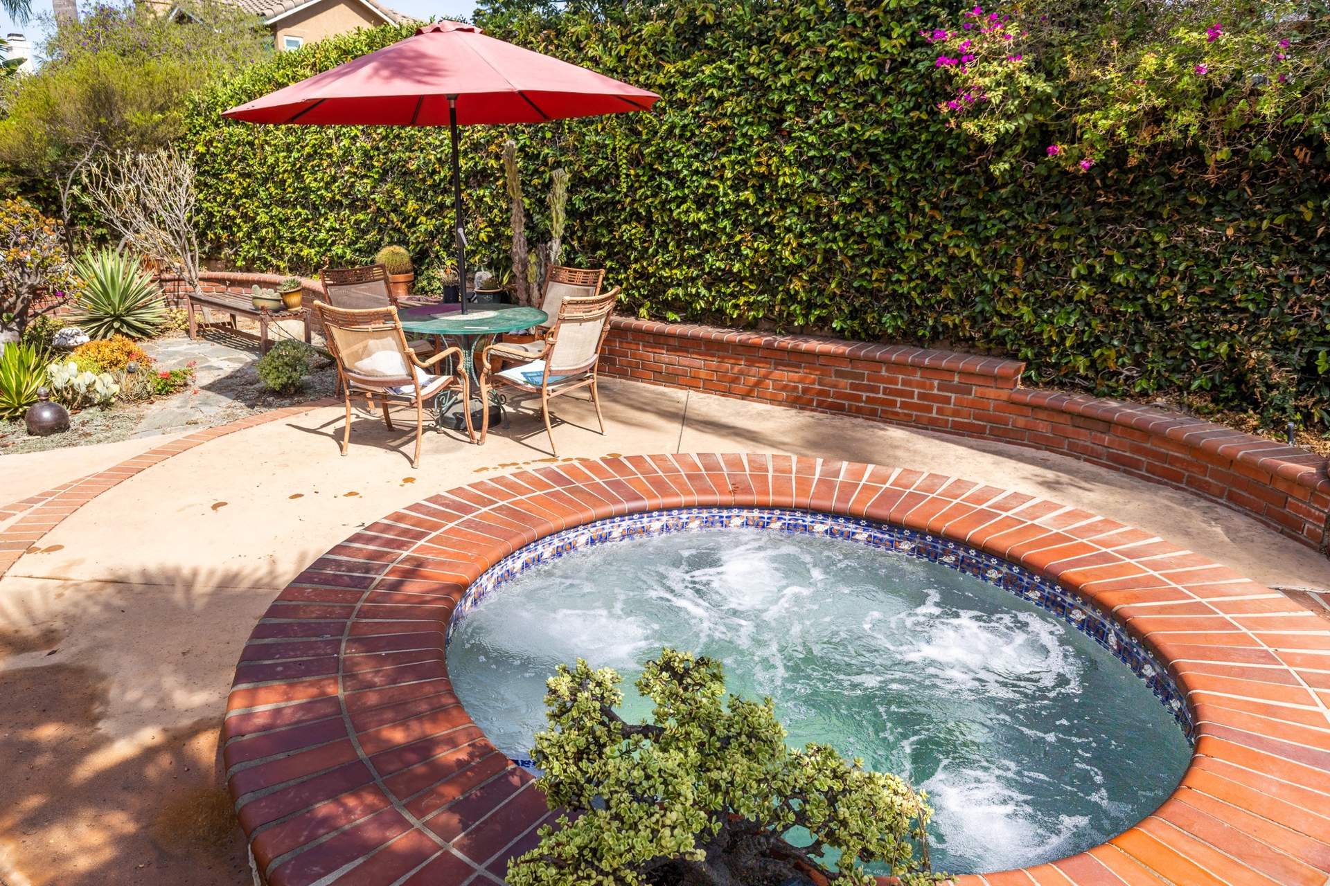 1601_Holly_Ave-5087-HDR-Edit.jpg