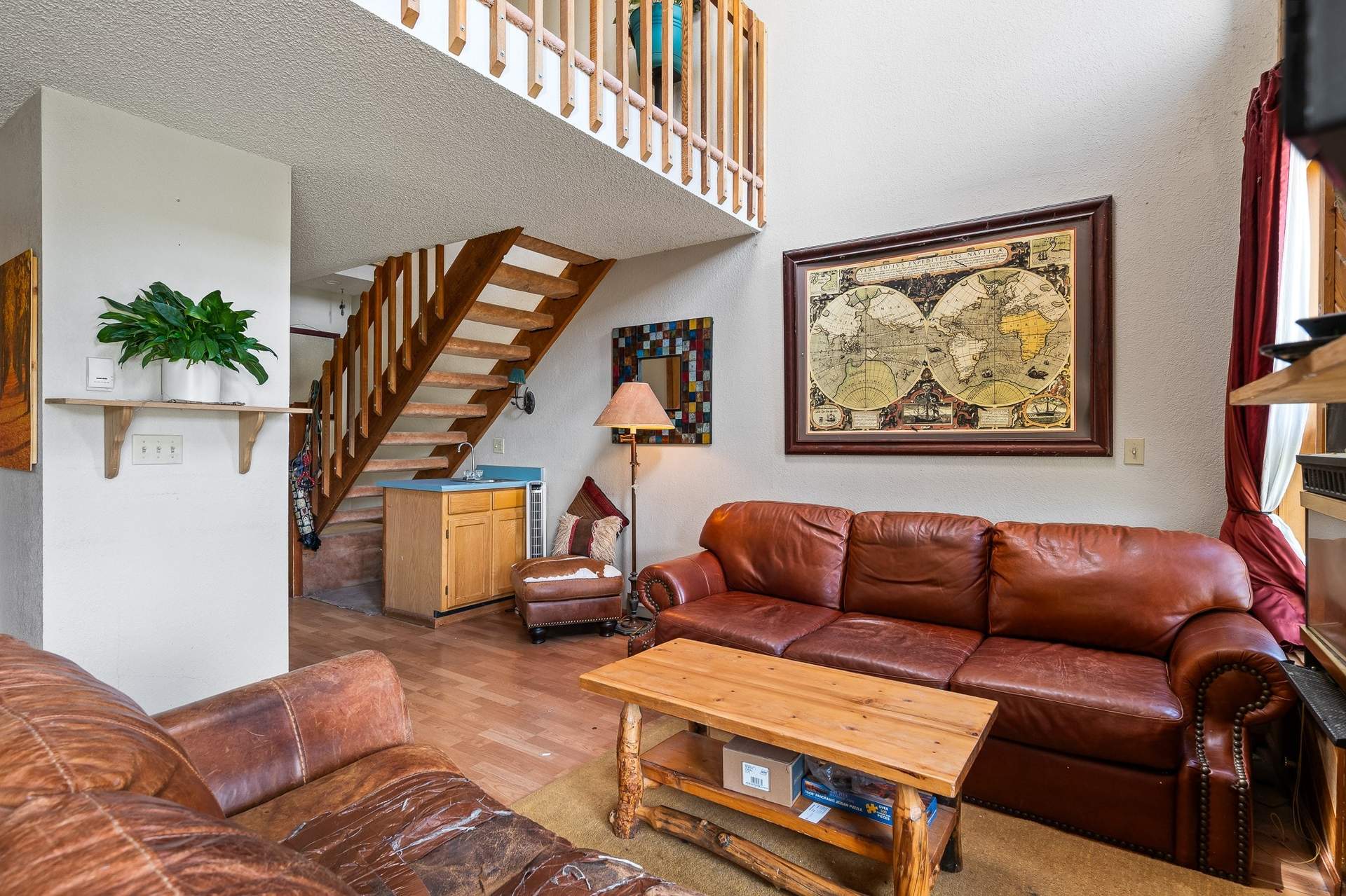 Living_room_3.jpg