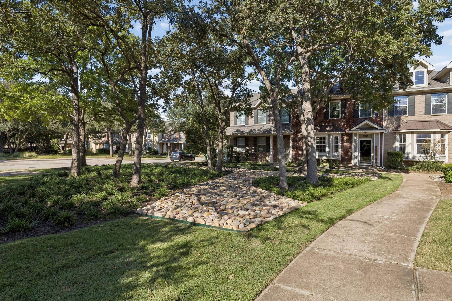 24-2624Durango_024_Front.jpg